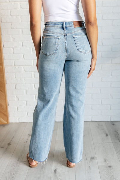 88671 Ramona Hi-Rise Rigid Magic Destroyed Straight Judy Blue Jeans - ONLINE EXCLUSIVE!
