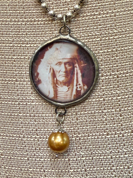 Collar de cadena de bolas Chief Brown de Art by Amy