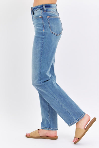 8602 Conner Hi-Rise Straight Leg Judy Blue Jeans - ¡EXCLUSIVO ONLINE!