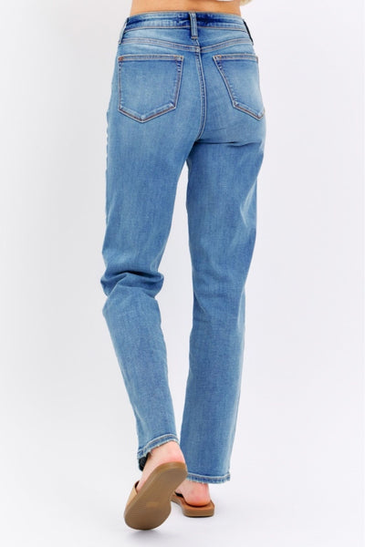 8602 Conner Hi-Rise Straight Leg Judy Blue Jeans - ¡EXCLUSIVO ONLINE!