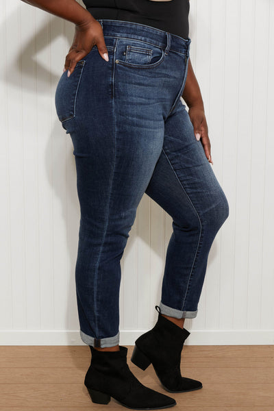 82428   Penelope Mid-Rise Cuffed Slim Fit Judy Blue Jeans