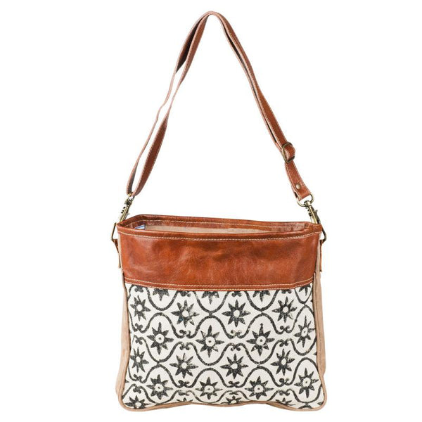 Tela de tapiz vintage con ribete de cuero y cierre de cremallera