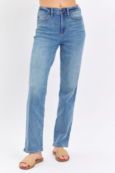 8602 Conner Hi-Rise Straight Leg Judy Blue Jeans - ¡EXCLUSIVO ONLINE!