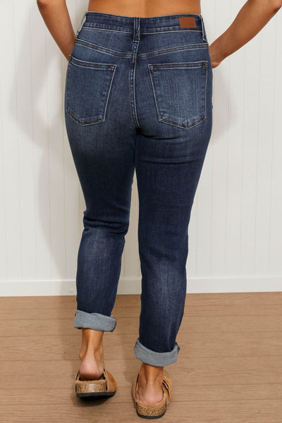 82428   Penelope Mid-Rise Cuffed Slim Fit Judy Blue Jeans