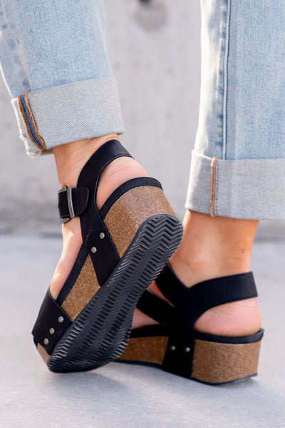 Very G Shayne Wedge Sandals - Black