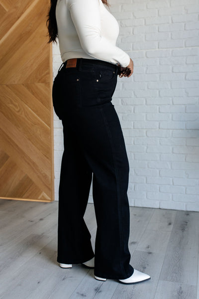 Jeans Angelica Hi-Rise Tummy Control Black Straight Leg Judy Blue - ¡EXCLUSIVO EN LÍNEA!
