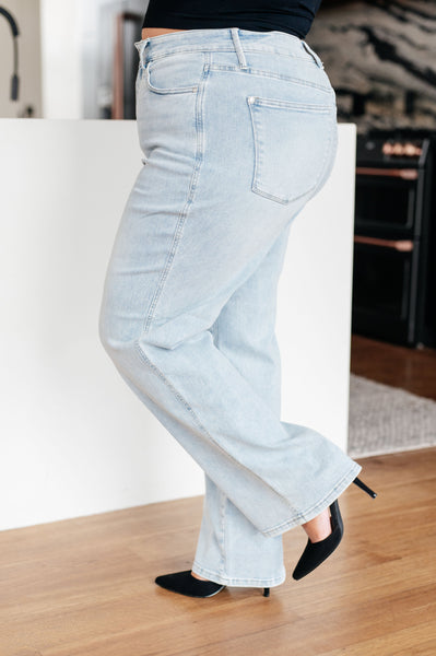 Brooke Hi-Rise Control Top Vintage Wash Straight Judy Blue Jeans - ONLINE EXCLUSIVE!