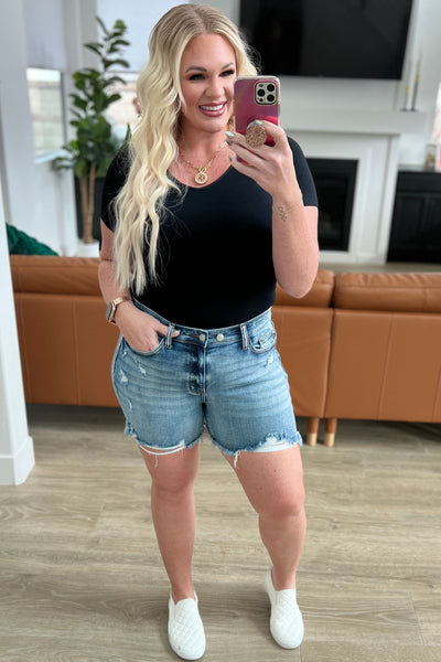 Pantalones cortos Callie de tiro alto con botones ajustables y corte azul Judy - ¡EXCLUSIVO ONLINE!