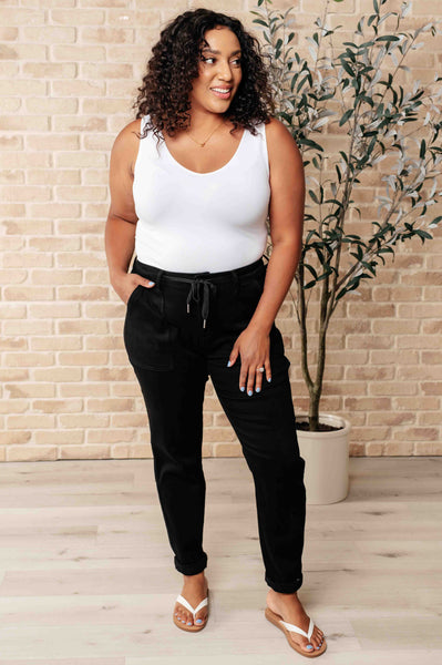 Pantalones vaqueros azules tipo jogger Carmen Double Cuff Judy en negro - ¡EXCLUSIVO ONLINE!