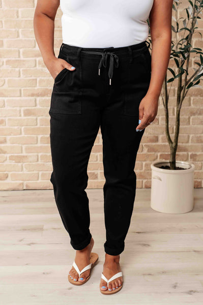 Pantalones vaqueros azules tipo jogger Carmen Double Cuff Judy en negro - ¡EXCLUSIVO ONLINE!
