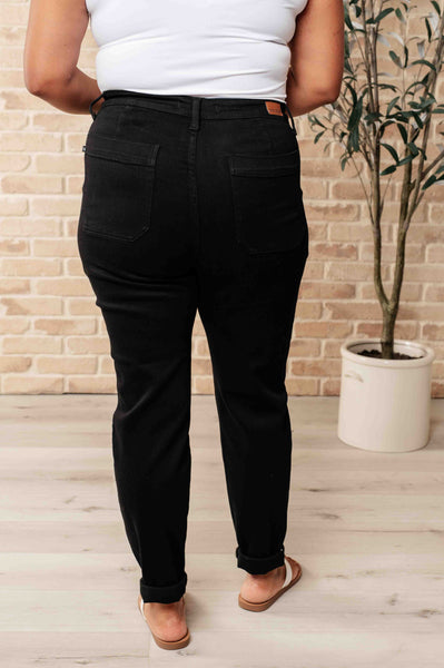 Pantalones vaqueros azules tipo jogger Carmen Double Cuff Judy en negro - ¡EXCLUSIVO ONLINE!