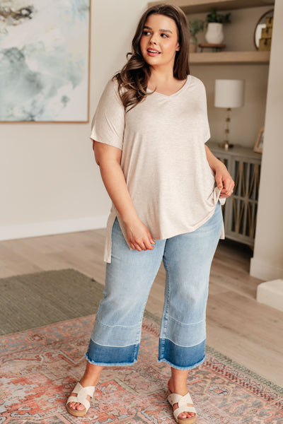 Top de cuello en V Clear Things Up