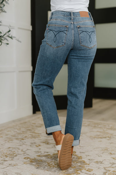 Colette Mid Rise Boyfriend Classic Cuffed Judy Blue Jeans