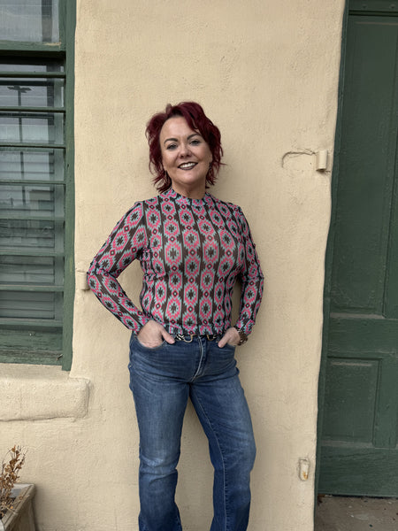 Top de malla con estampado azteca rosa Tess