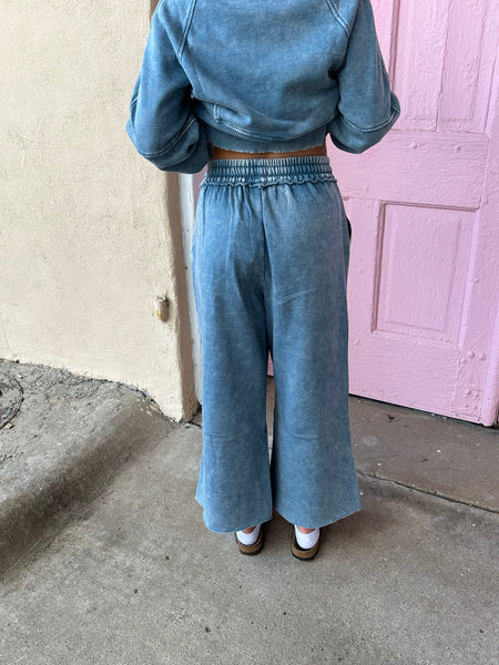 Susan Acid Wash Fleece Wide Leg Crop Sweatpants