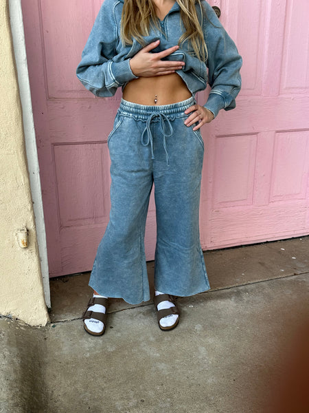 Susan Acid Wash Fleece Wide Leg Crop Sweatpants