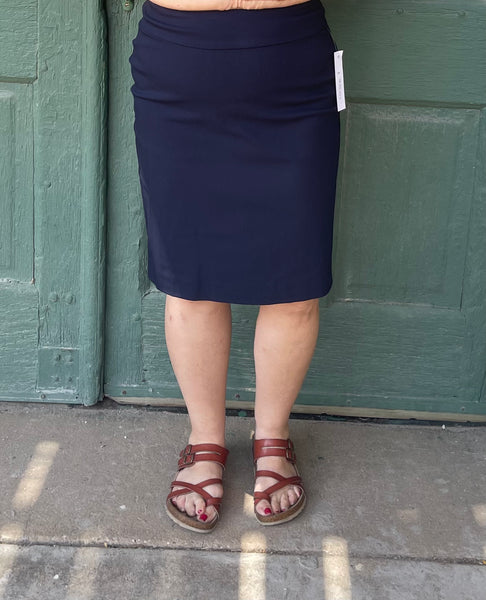 Falda lápiz sin cierres azul marino Camille de Krazy Larry