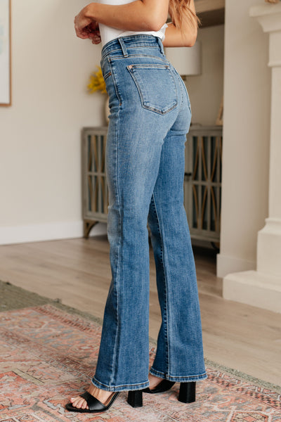 Genevieve Mid-Rise Vintage Bootcut Judy Blue Jeans - ONLINE EXCLUSIVE!