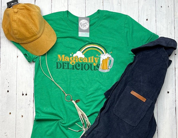 Warren Magically Delicious Graphic T-Shirt