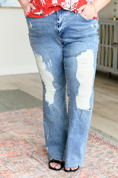 Kiana High Rise Heavy Destroy Flare Judy Blue Jeans - ¡EXCLUSIVO EN LÍNEA!