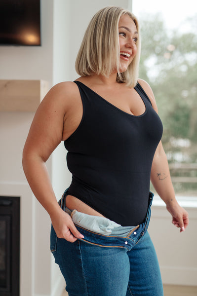 Body Basics en color negro - ¡EXCLUSIVO ONLINE!