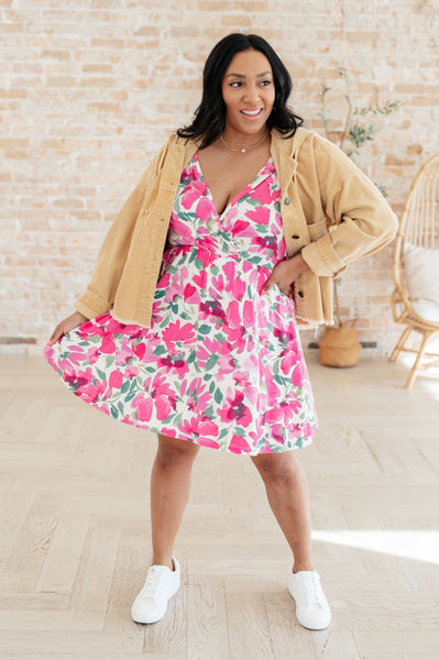 Chaqueta vaquera corta con capucha Gena en color mostaza - ¡EXCLUSIVA ONLINE!