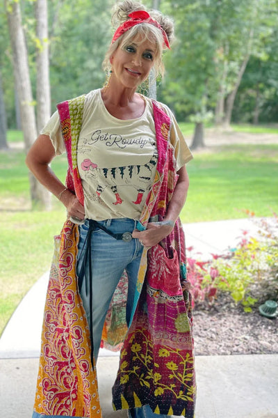 Camiseta "Carpathia Get Rowdy Moon Dance" de Jaded Gypsy