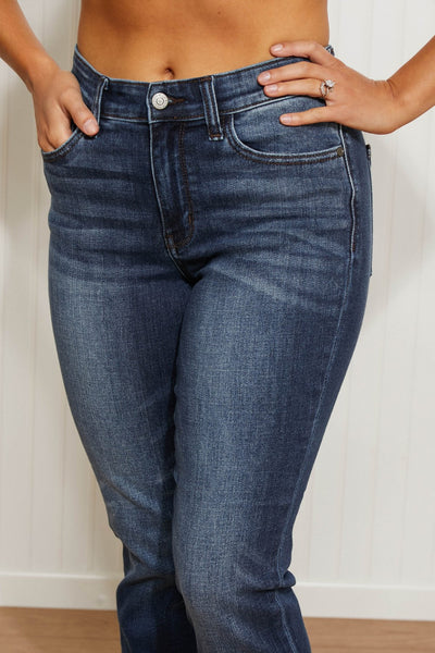 82428   Penelope Mid-Rise Cuffed Slim Fit Judy Blue Jeans