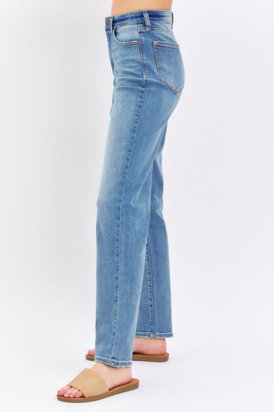 8602 Conner Hi-Rise Straight Leg Judy Blue Jeans - ¡EXCLUSIVO ONLINE!