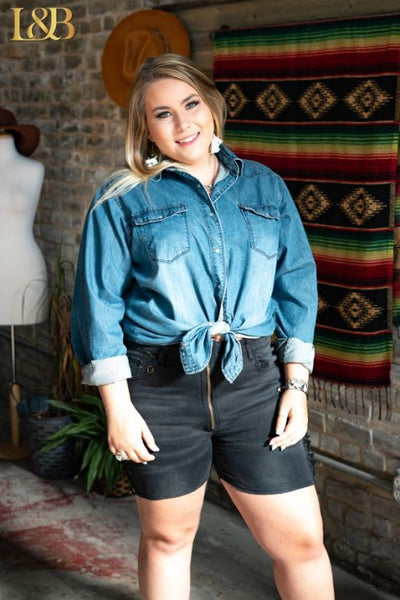 18044 Gisele High Rise Black Frayed Side Skinny Shorts - Sizes 2 - 22!