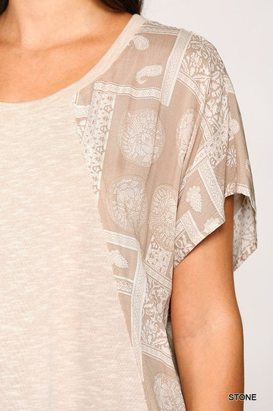 1309 Top de punto tipo túnica lisa Iris con mangas Dolman con estampado en contraste