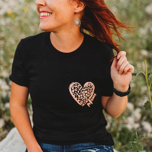 17733 Lizbeth Mama Graphic T-Shirt