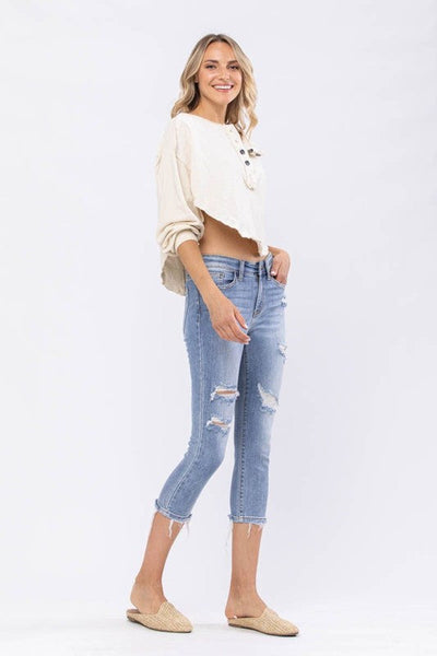 82272 Taylor Mid-Rise Capri Judy Blue Jeans