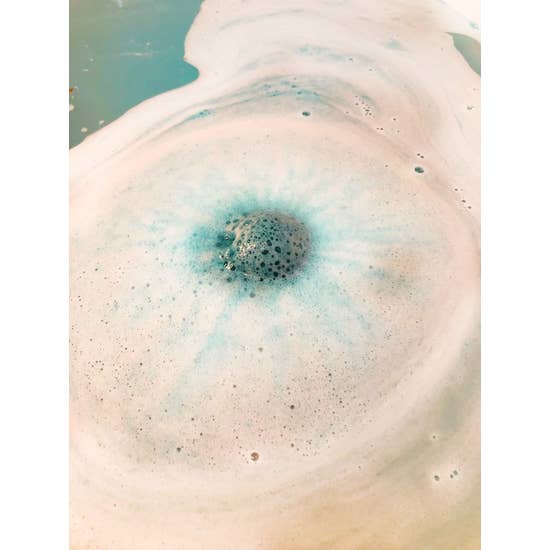 2715 Scrumptious Bath Bombs