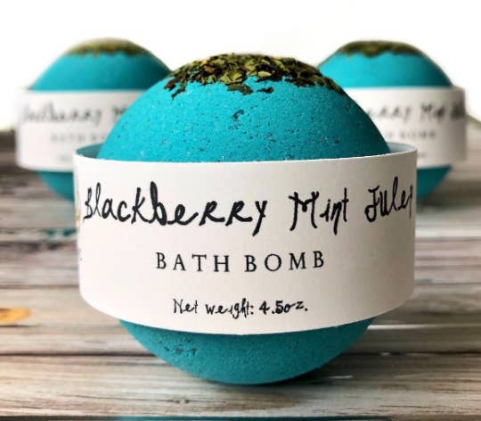 2715 Scrumptious Bath Bombs