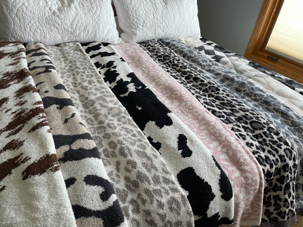 12151 Bare Feet Memories Blanket