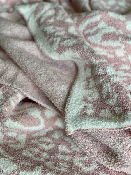 12151 Bare Feet Memories Blanket