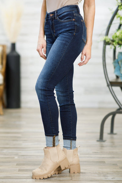 82252 Mindi Mid-Rise Non-Distressed Skinny Judy Blue Jeans