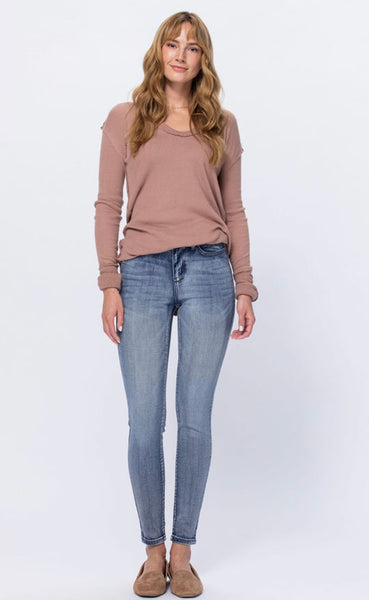 Esme Mid-Rise Long Inseam (34) Uncuffed Skinny Judy Blue Jeans