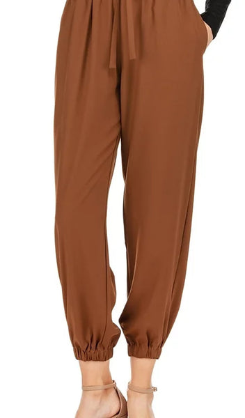 59G7233 JoyJoy Joggers informales de negocios color caramelo