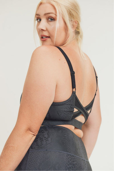 2598 Regular & Plus Black Mamba Snake Foil Print Criss-Cross Back Sports Bra