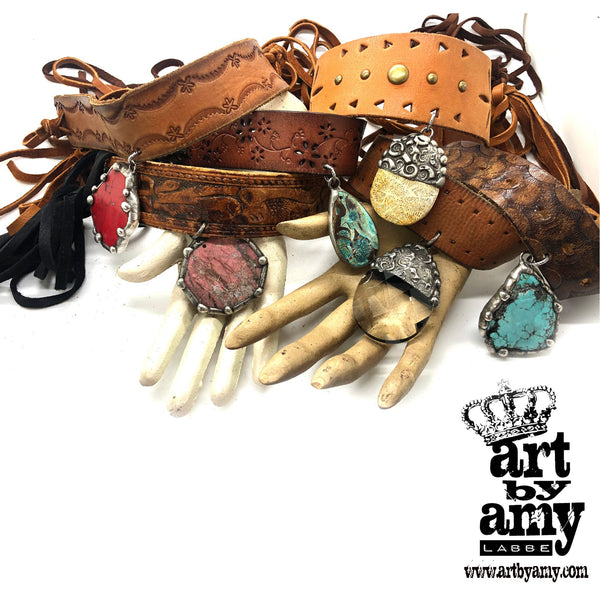 0613 Calamity Jane Choker