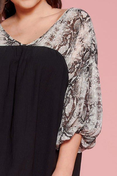 63692 Riley Snake Print Sleeve Top