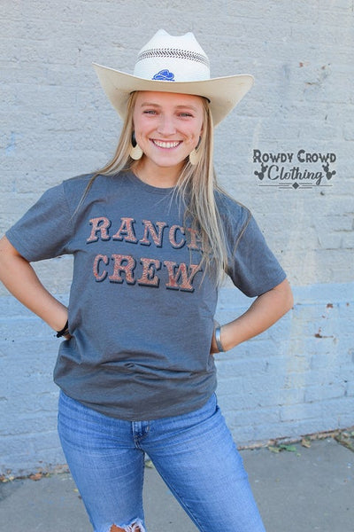 22792 Camiseta gráfica Beth's Ranch Crew
