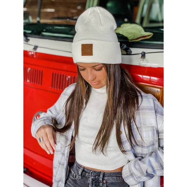 1001 Unisex Classic Oversized Logo CC Beanie