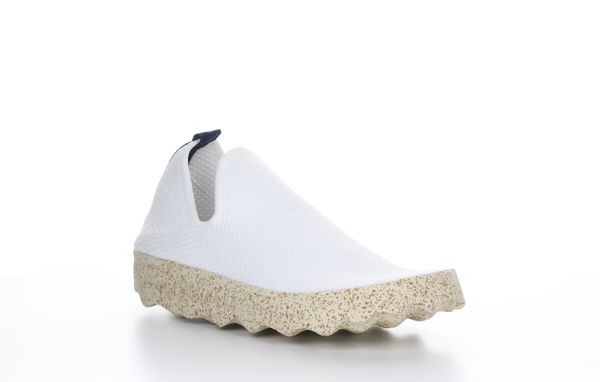 5774330   Care Sneaker by Asportuguesas