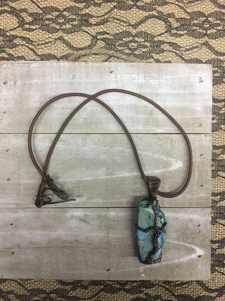 NE25 Tree of Life Cross Necklace