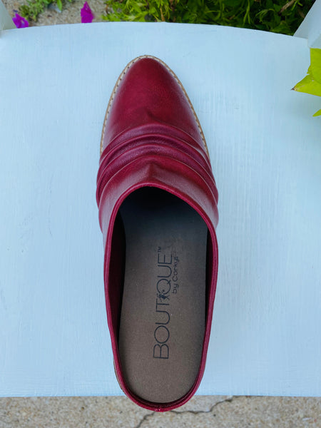 909953 Corky’s Streaming Red Mule Boot