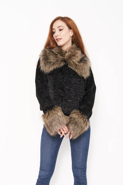 Chaqueta persa negra Shortie de Elle