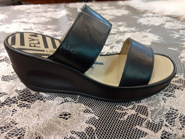 615078 Jesy Fly London Sandal